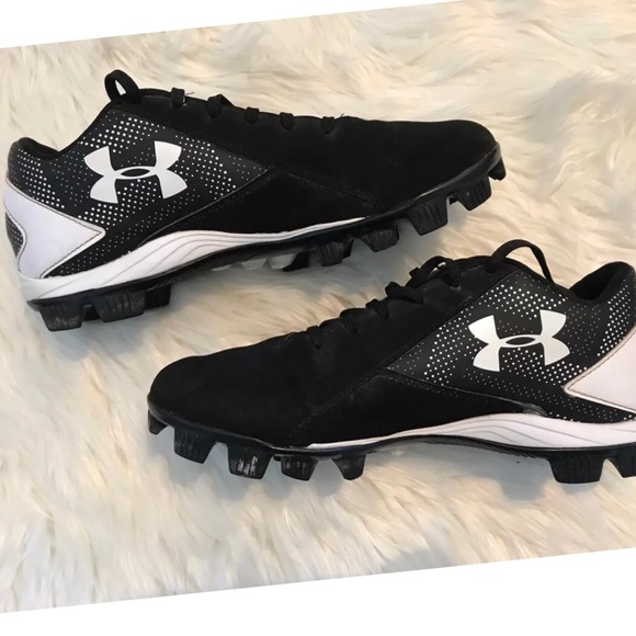 mens baseball cleats size 8.5